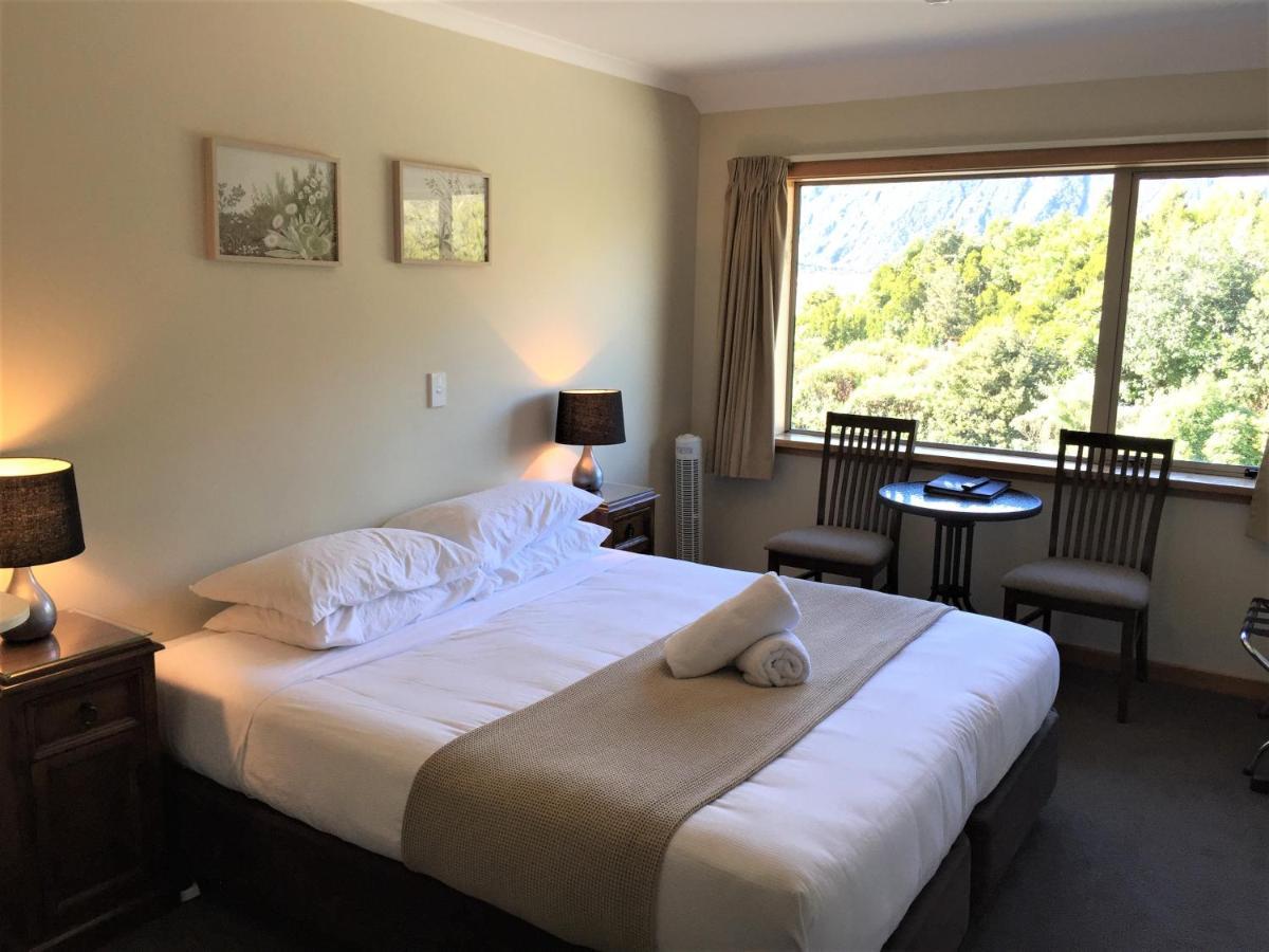 Aoraki Mount Cook Alpine Lodge Екстериор снимка