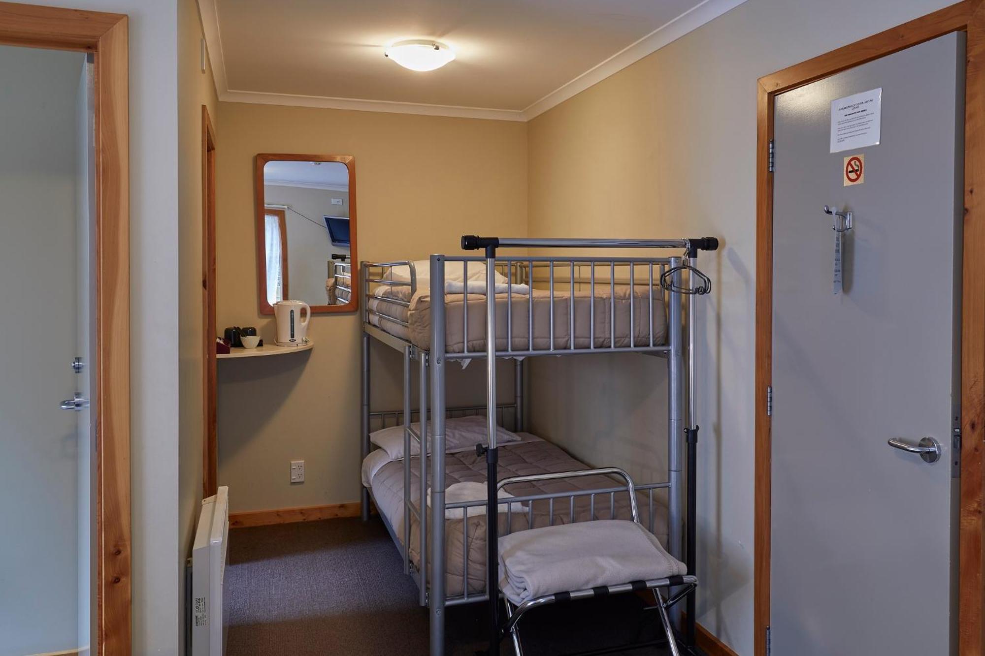 Aoraki Mount Cook Alpine Lodge Стая снимка