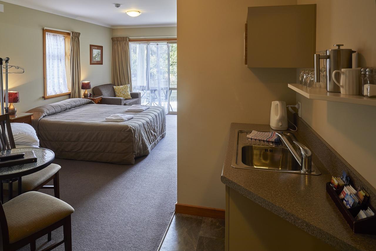 Aoraki Mount Cook Alpine Lodge Екстериор снимка