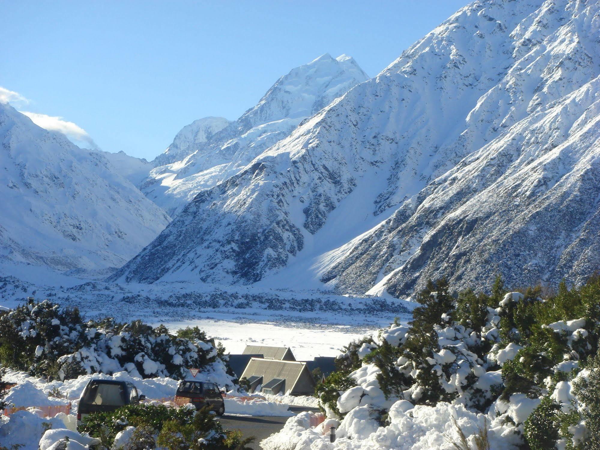 Aoraki Mount Cook Alpine Lodge Екстериор снимка