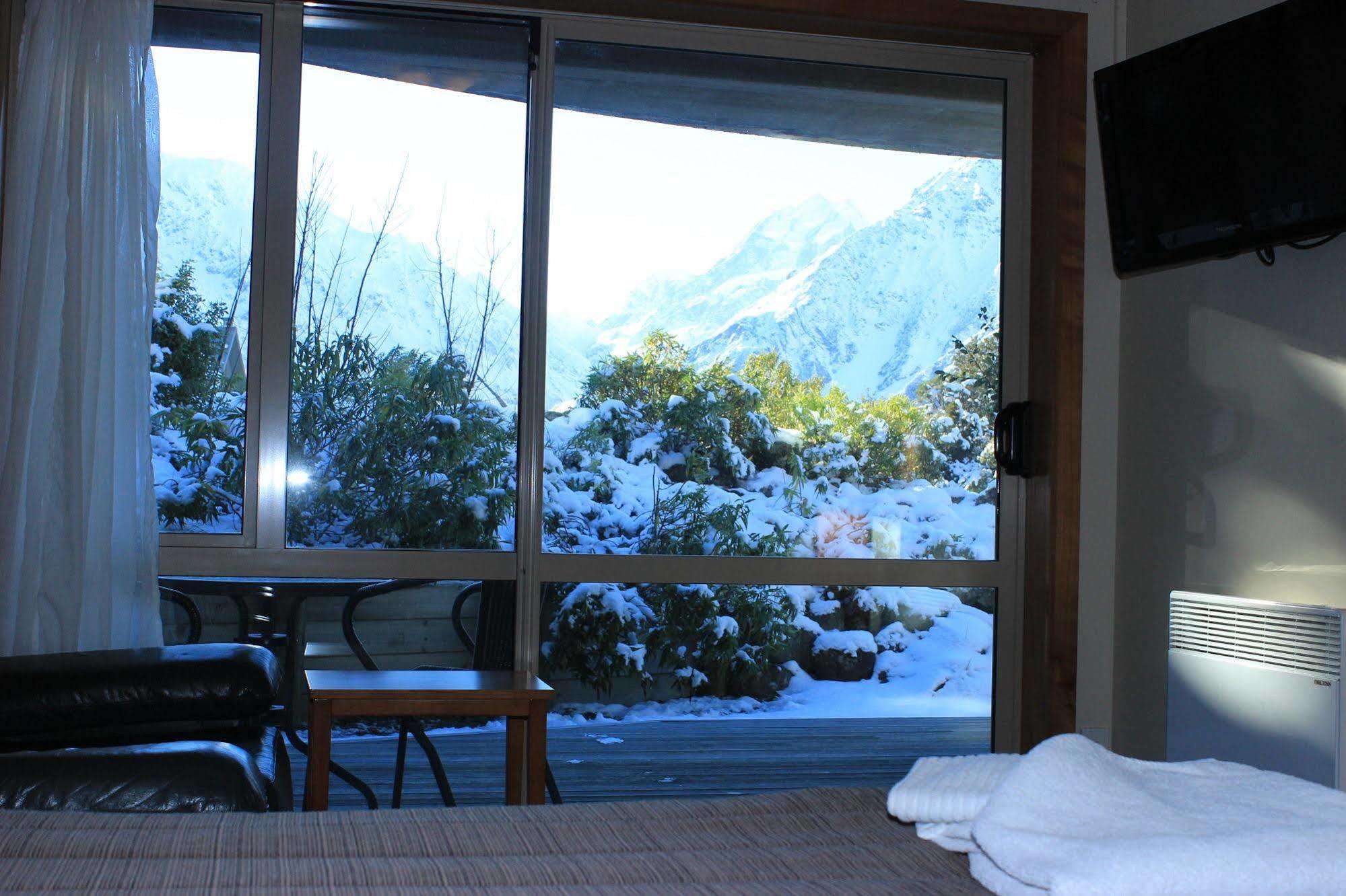 Aoraki Mount Cook Alpine Lodge Екстериор снимка
